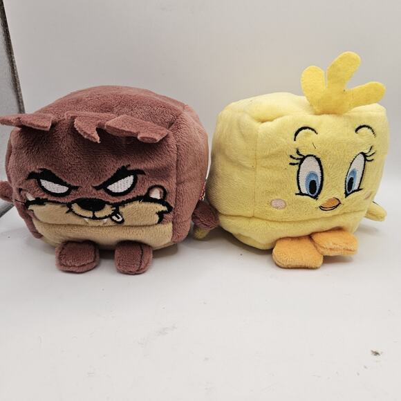 Tasmanian Devil Tweety Bird PLUSH KAWAII CUBE Stuffed 5" Lot Of 2 - Picture 1 of 7